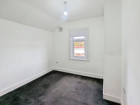 London Road, South Stifford, Grays, RM20 - Photo 4