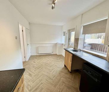 Greenside Avenue, Staincross, Barnsley, S75 - Photo 3