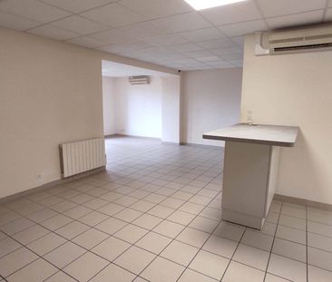 Location appartement 4 pièces 87.78 m² à Meximieux (01800) - Photo 2