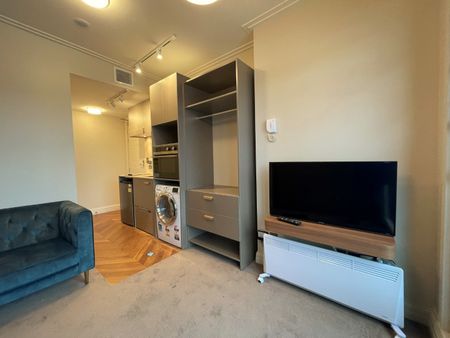 Welcome to 702B at Chevron Suites - Photo 3