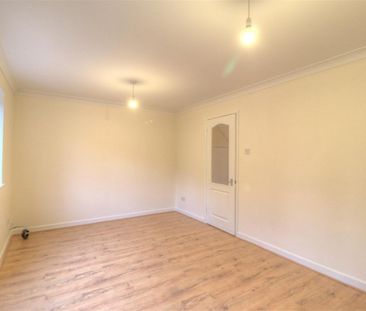 3 BED Semi-detached house To rent - Photo 1