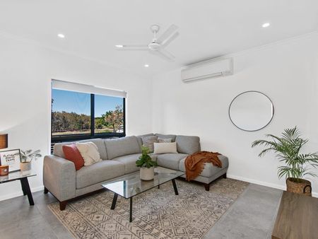 125 Riveredge Boulevard, Oonoonba QLD 4811 - House For Rent | Domain - Photo 5