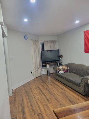 For Lease - 3 Fairbank Court Unit# Upper, Brampton, Ontario - Photo 1