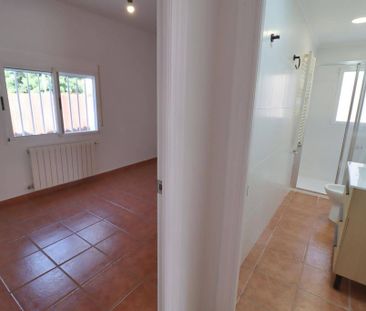 Luxury 4 room Detached House for rent in Rocafort, Valencia - Photo 6