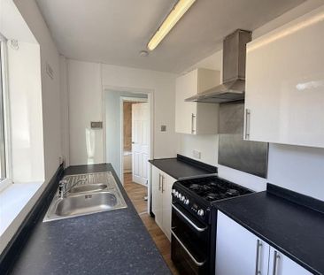 2 bedroom detached house to rent - Photo 3