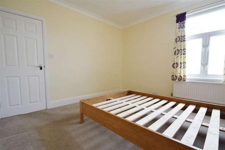 Gosbrook Road, Caversham, Reading, RG4 - Photo 4