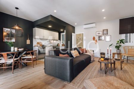 Barcelona Capital, Catalonia 08009 - Photo 3