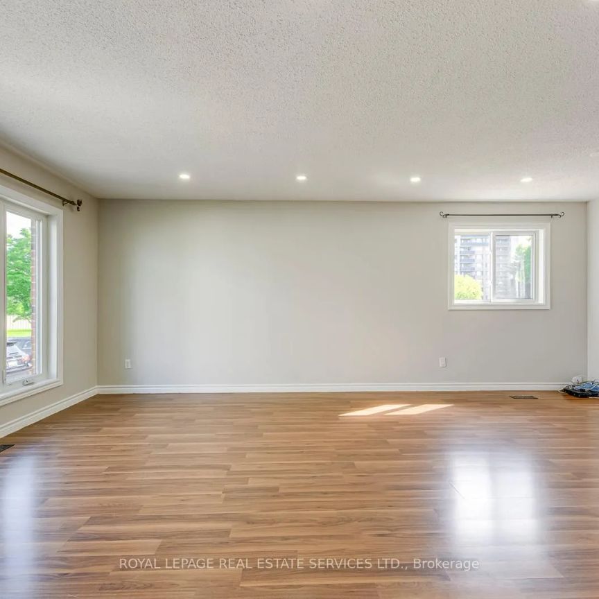 99 MARTIN STREET - Photo 1