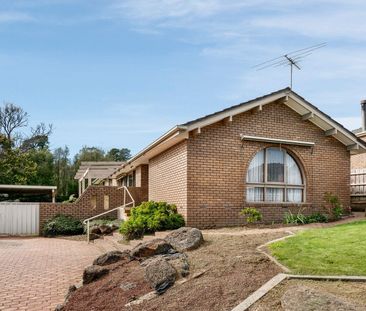 SPACIOUS FAMILY HOME - Photo 1