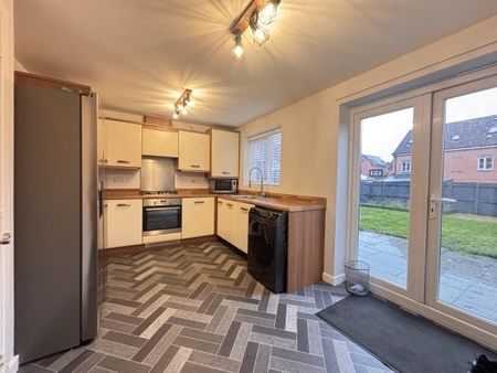 Lower Meadow Lane, Huthwaite, NG17, Property for rent - Photo 2