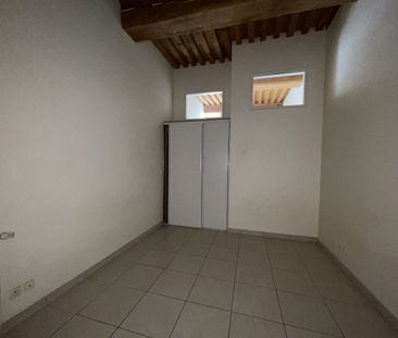 APPARTEMENT T2 A LOUER LYON 4EME ARRONDISSEMENT Cdt Arnaud-Dumont d... - Photo 3