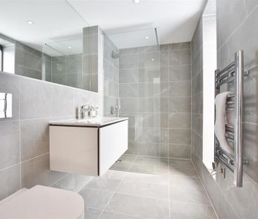 4 bedroom townhouse to rent - Photo 3