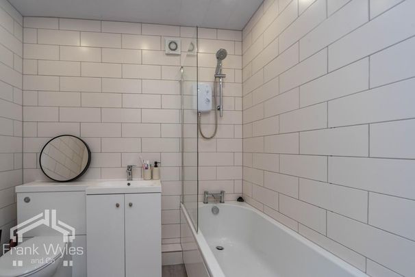 2 bedroom house to rent - Photo 1