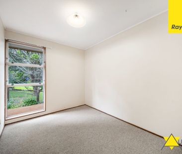 Modern Comfort in Prime New Lynn Location - Photo 1