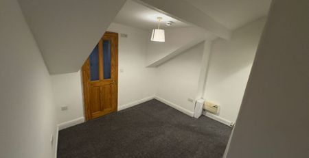 Flat 3, Parkfield Grove, Beeston, Leeds, LS11 7LS - Photo 5