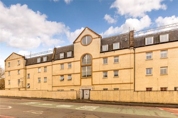 Flat 1, 79A, Slateford Road - Photo 1