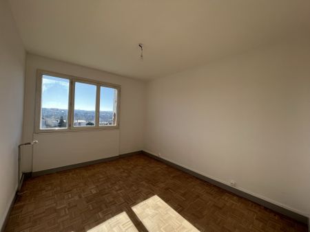 Location Appartement 4 pièces 74m² LIMOGES 87000 - Photo 5