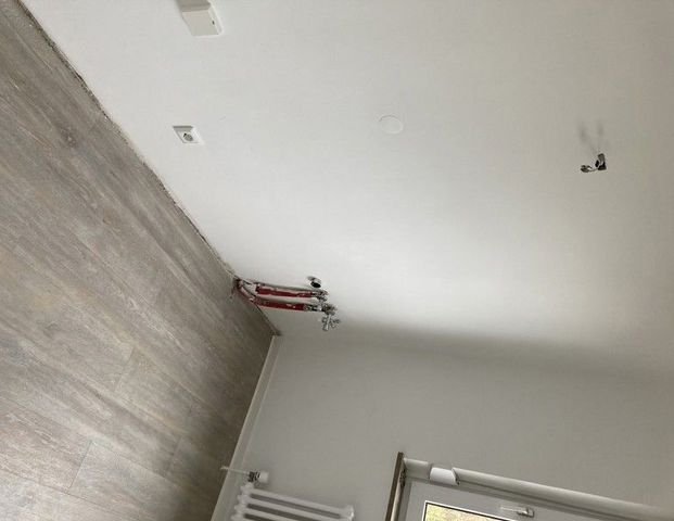 Preisgünstige und individuelle 2-Zimmer-Wohnung - Foto 1