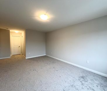 For Lease - 121 ALICIA Crescent, Thorold, Ontario - Photo 5