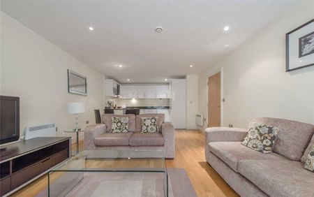 Drayton Park, Highbury, London, N5 1DH - Photo 3