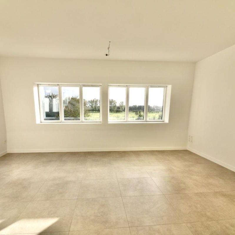 Lichtrijk en instapklaar appartement met landelijke uitzichten voor 690 EUR/mnd - Photo 1