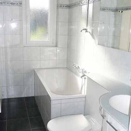 Schöne 3.0-Zimmerwohnung an ruhiger Lage! - Photo 1