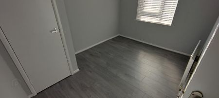 15 Fourth Avenue, Derrybeg, Newry, BT35 6HF - Photo 2