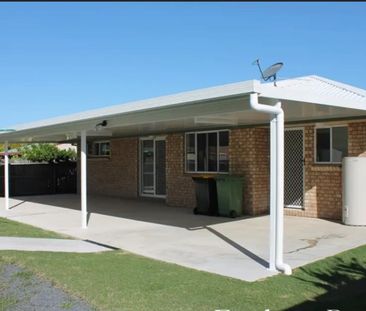 Beaconsfield - Photo 2
