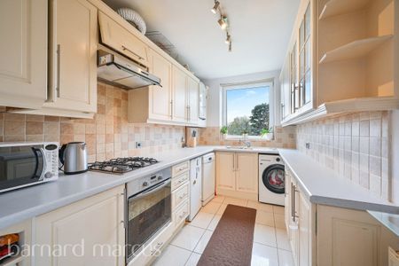 Victoria Drive - Photo 5