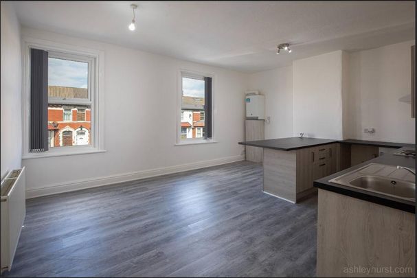 3 bedroom apartment to rent - Photo 1