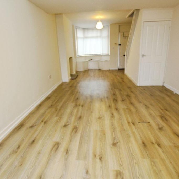 2 bedroom semi-detached house to rent - Photo 1