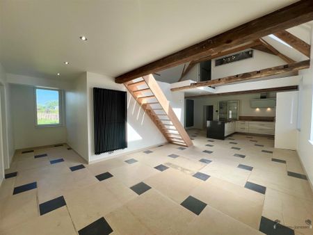 Gerenoveerde hoeve met karakter, duurzame afwerking en lage EPC-waarde - Photo 2