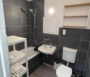 Langzeituntermiete 1 Zimmer Wohnung - Photo 1