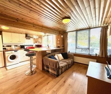 Kineton Road, Warwick, CV35 - Photo 5