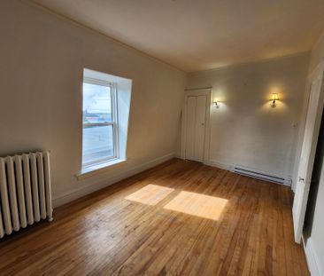 226 Douglas Avenue - U3 - Photo 6