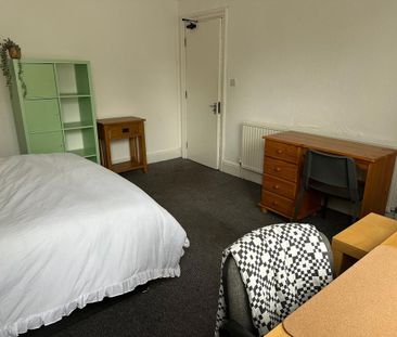 7 bedroom house to rent - Photo 3