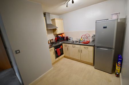 2 bedroom apartment to rent - Photo 5