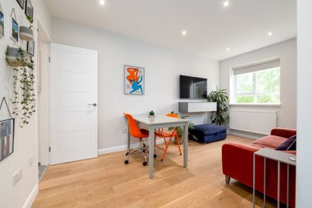 Flat 6 Austin House 2 Lambert Road, London SW2 5BQ, UK, London - Photo 3