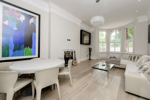 Barkston Gardens, SW5 - Photo 1