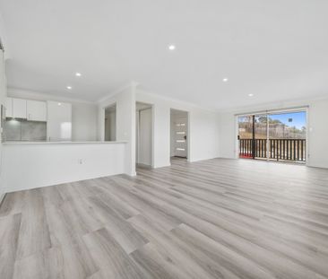 THREE BEDROOM TOP LEVEL UNIT WITH INCREDIBLE VIEWS - Photo 6