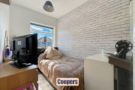 3 bedroom terraced house to rent - Photo 2