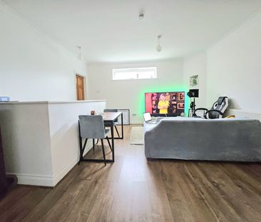 2 Bed Flat, Napier Road, LU1 - Photo 5