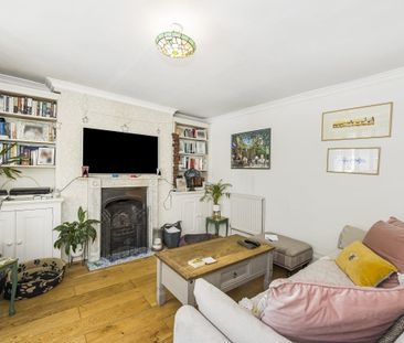 4 bedroom terraced house to rent - Photo 1