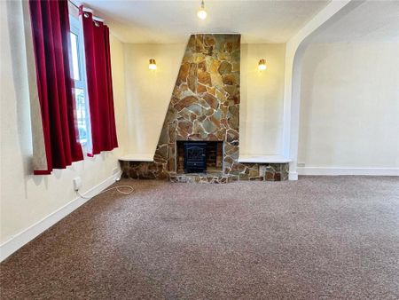 2 bedroom terraced house to rent - Photo 2