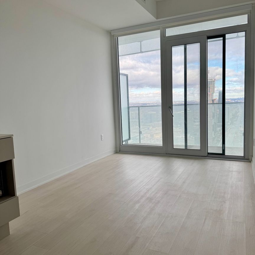 For Lease - 3900 Confederation Parkway Unit# 4211, Mississauga, Ontario - Photo 1