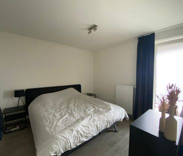 Instapklaar recent 2-slpk appartement in centrum Diepenbeek - Photo 5