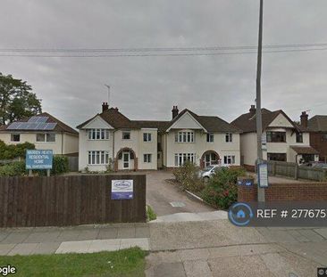 1 bedroom in a house share to rent - Photo 2