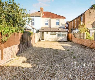 Apsley Road, Southsea, PO4 - Photo 2