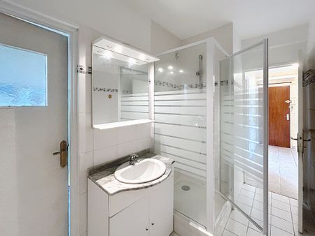 Location Appartement 3 pièces 60m² ST LO 50000 - Photo 5