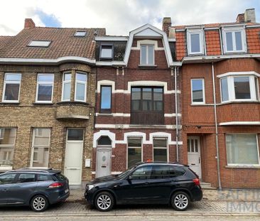 Ruime woning te huur in het hart van Kortrijk! - Photo 1